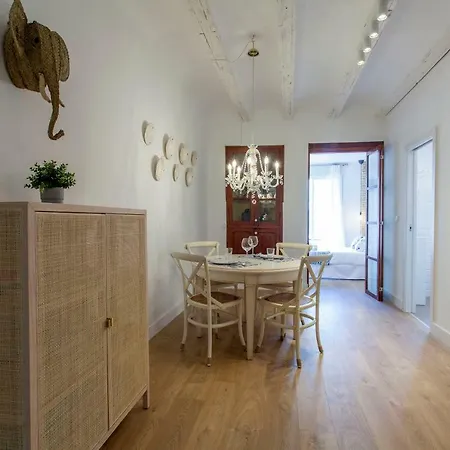 Apartup Rojas Market Valencia